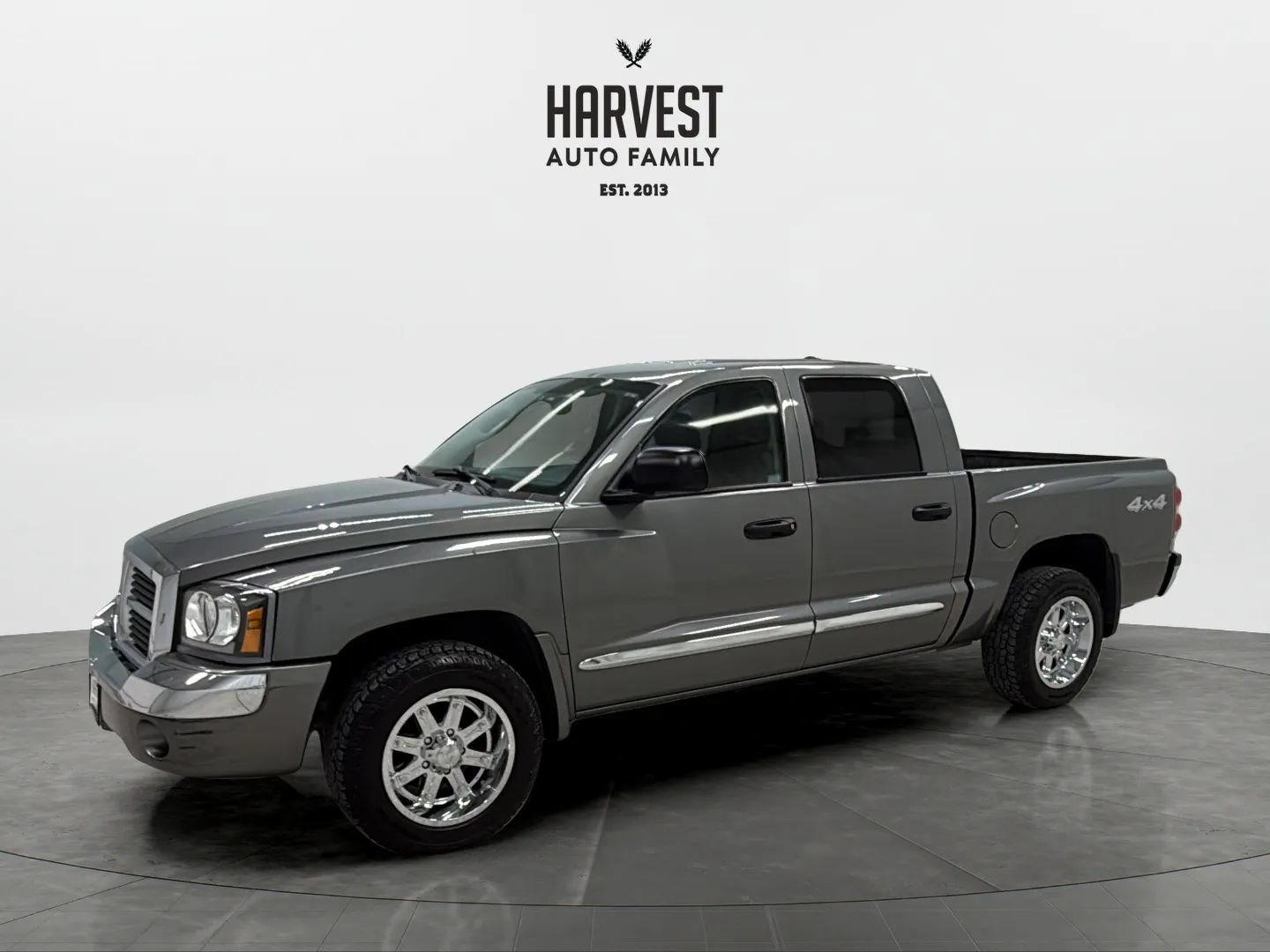 Used 2005 Dodge Dakota Laramie w/ Trailer Tow Group AWD/4WD image 1