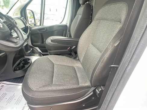 Used 2023 RAM ProMaster 2500 FWD image 21
