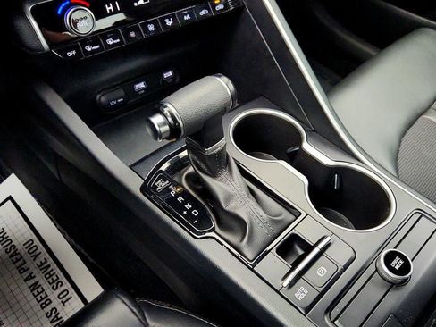 Used 2022 Kia K5 GT-Line image 16