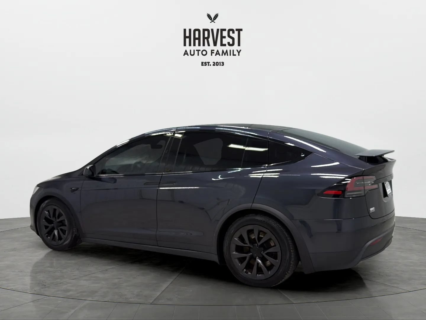 Used 2024 Tesla Model X AWD/4WD image 3