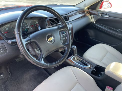 Used 2012 Chevrolet Impala LTZ image 9