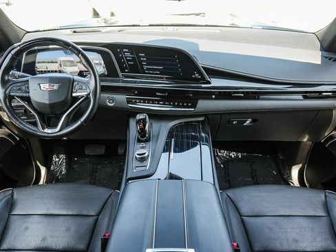Used 2024 Cadillac Escalade Sport AWD/4WD image 13