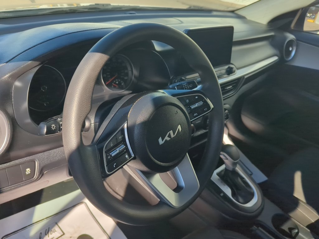 Used 2024 Kia Forte LXS FWD image 8