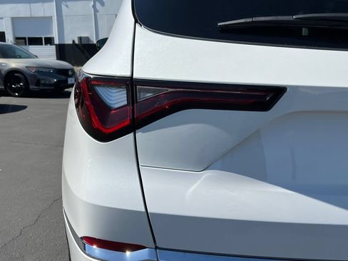 Used 2026 Acura MDX SH-AWD w/ Technology Package image 11