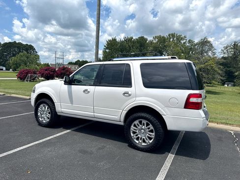 Used 2011 Ford Expedition Limited image 15