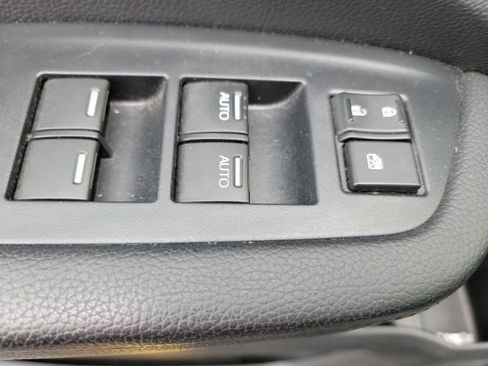 Used 2021 Honda Pilot Special Edition image 12