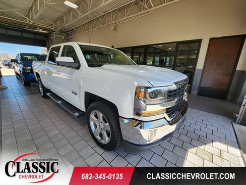 Used 2018 Chevrolet Silverado 1500 LT w/ Texas Edition RWD image 1