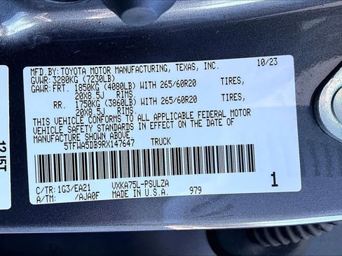 Used 2024 Toyota Tundra Limited w/ TRD Off-Road Package AWD/4WD image 37