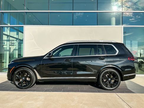 Certified 2023 BMW X7 xDrive40i w/ Premium Package image 8