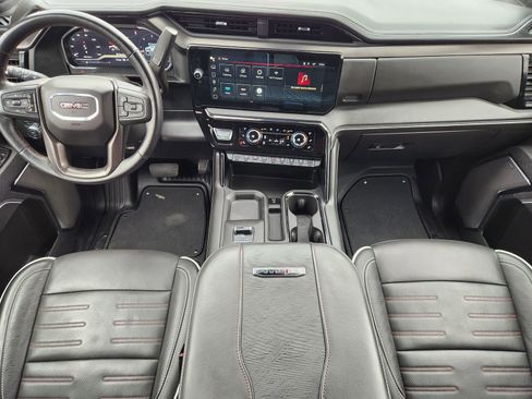 Used 2024 GMC Sierra 2500 AT4X image 26