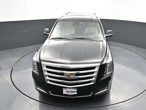Used 2020 Cadillac Escalade Luxury AWD/4WD image 39