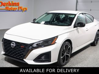 Used 2024 Nissan Altima 2.5 SR video 1