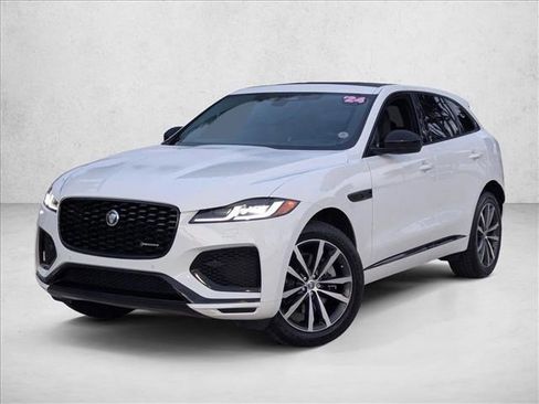 Used 2024 Jaguar F-PACE R-Dynamic S image 1