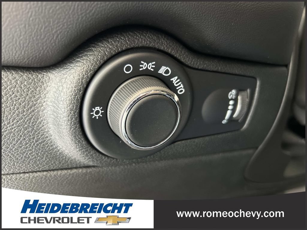 Used 2023 Dodge Durango GT AWD/4WD image 30