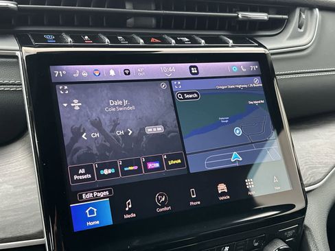 Used 2024 Jeep Grand Cherokee Limited 4xe w/ Luxury Tech Group II image 14