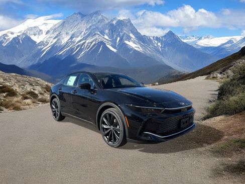 New 2026 Toyota Crown AWD/4WD image 7