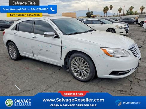 Used 2011 Chrysler 200 Limited FWD image 5