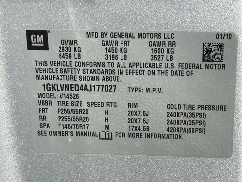 Used 2010 GMC Acadia SLT w/ LPO, 'HIT The Road' Package image 8