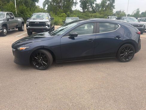 Used 2025 MAZDA MAZDA3 s Sport FWD image 2