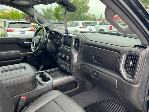 Used 2020 Chevrolet Silverado 1500 LTZ w/ LTZ Premium Package AWD/4WD image 37