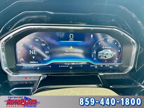 Used 2023 Chevrolet Silverado 1500 LTZ AWD/4WD image 4