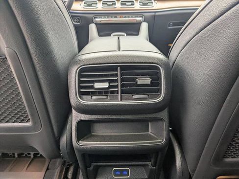 Used 2025 Mercedes-Benz GLE 350 4MATIC image 19