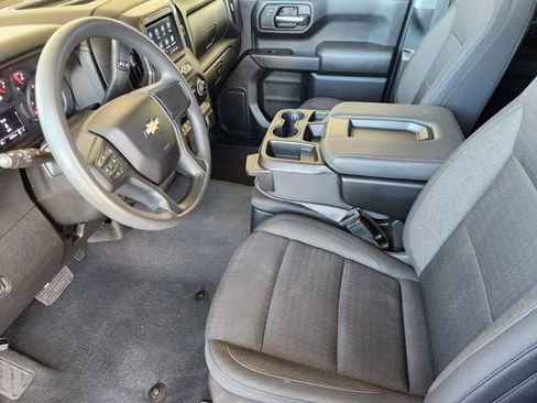 Used 2024 Chevrolet Silverado 1500 Custom image 4