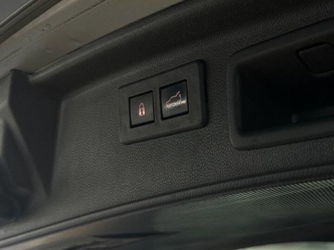 Used 2021 Subaru Forester Touring w/ Popular Package #2 image 10