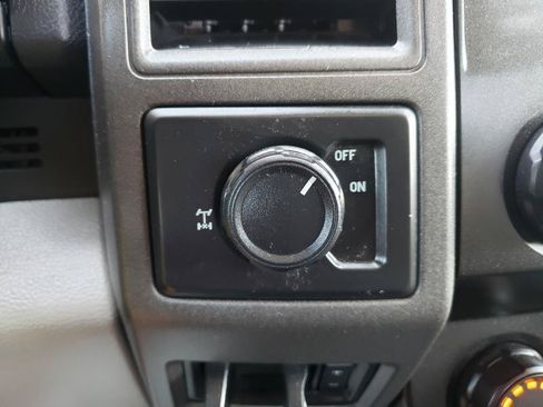 Used 2022 Ford F250 XL w/ Power Equipment Group RWD image 16