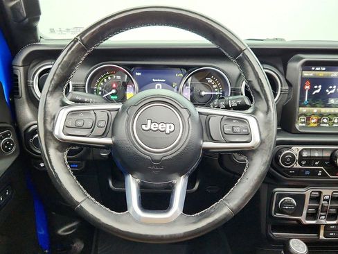 Used 2023 Jeep Wrangler Unlimited Sahara w/ Cold Weather Group image 29