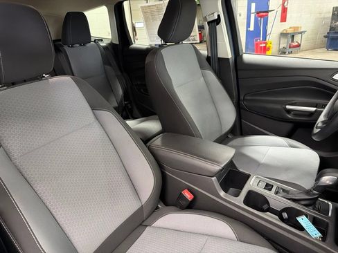 Used 2019 Ford Escape SE AWD/4WD image 10