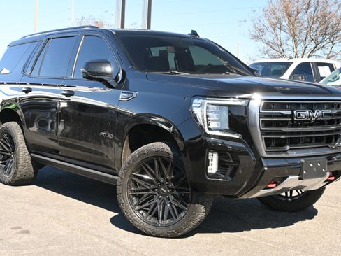 Used 2021 GMC Yukon AT4 w/ AT4 Premium Package image 2