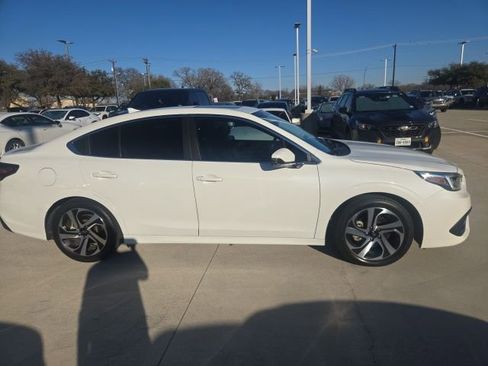 Used 2020 Subaru Legacy Limited image 2