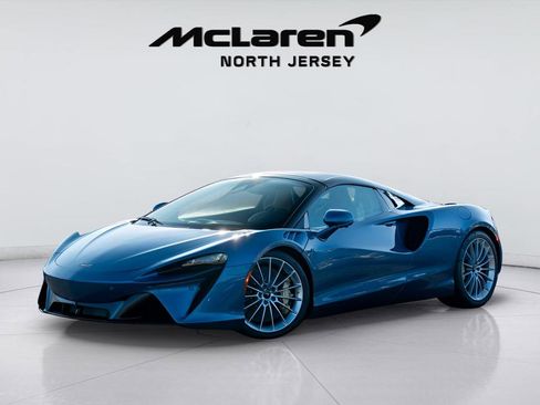 New 2026 McLaren Artura Spider RWD image 2