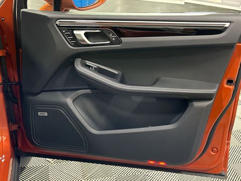 Used 2023 Porsche Macan S image 39