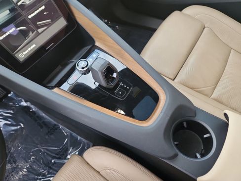 Used 2022 Polestar Polestar 2 Long Range Dual Motor w/ Plus Package image 16