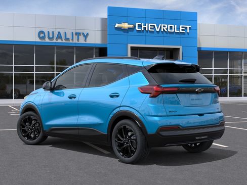 New 2027 Chevrolet Bolt RS w/ Technology Package FWD image 3