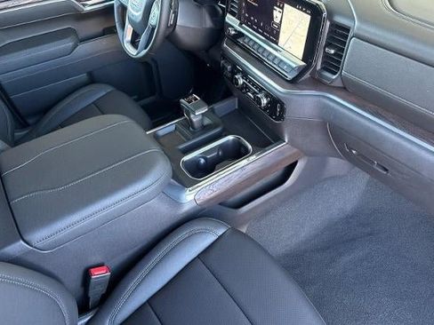 New 2026 GMC Sierra 1500 SLT w/ SLT Premium Plus Package AWD/4WD image 16