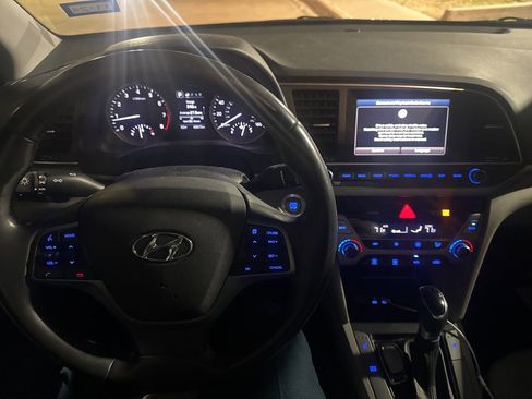 Used 2018 Hyundai Elantra Value Edition image 9