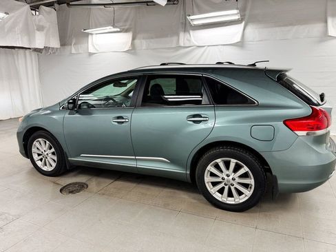 Used 2011 Toyota Venza w/ Convenience Pkg image 3