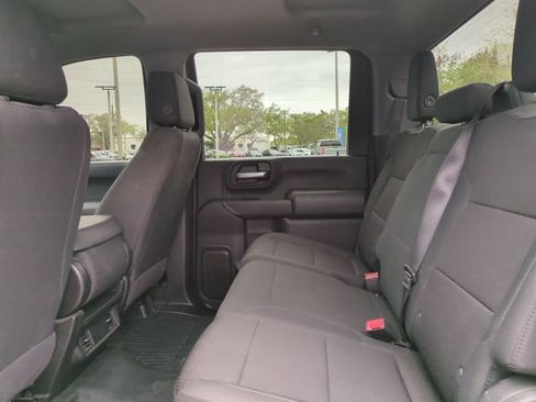 Used 2024 GMC Sierra 3500 Pro w/ Convenience Package image 15