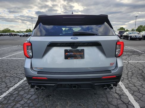 Used 2022 Ford Explorer ST w/ Equipment Group 401A AWD/4WD image 18