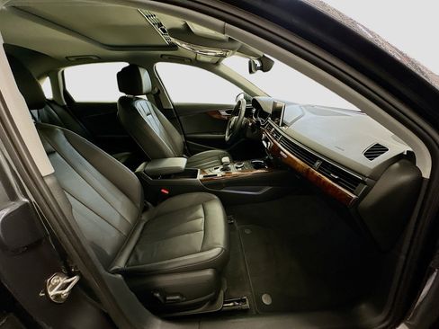 Used 2019 Audi A4 2.0T Premium Plus w/ Premium Plus Package AWD/4WD image 33