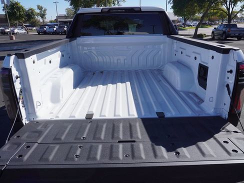 New 2026 GMC Sierra EV Elevation AWD/4WD image 9