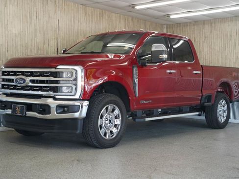 Used 2025 Ford F250 Lariat w/ Chrome Package AWD/4WD image 4