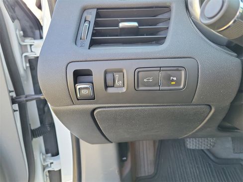 Used 2017 Chevrolet Impala LS w/ Protection Package image 14