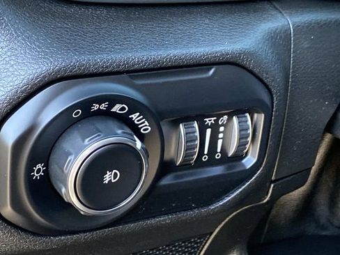 Used 2021 Jeep Wrangler Willys image 29