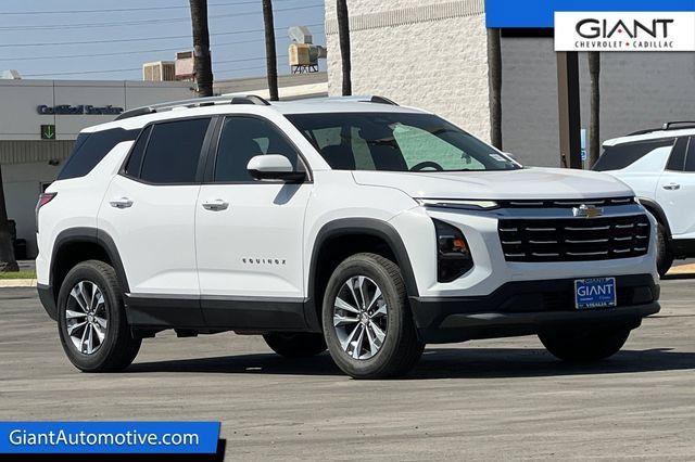 Used 2025 Chevrolet Equinox LT w/ Convenience Package II FWD image 1