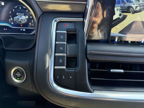 Certified 2022 Chevrolet Tahoe RST w/ Luxury Package AWD/4WD image 27