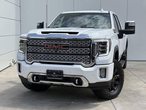 Used 2022 GMC Sierra 2500 Denali w/ Denali Ultimate Package AWD/4WD image 1
